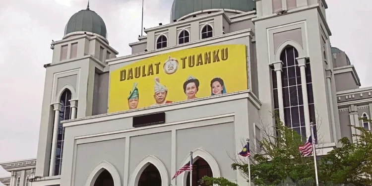 Tiga ADUN Fail Saman Cabar Keputusan Speaker Isytihar Kekosongan Kerusi