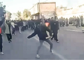 Protes Semakin Ganas Di Iran, Enam Maut