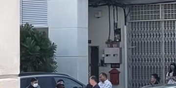 Digari, Menangis Hingga Pengsan