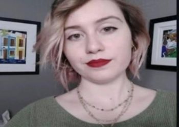 Wanita Ditembak Mati Di Muka Oleh Ejen ICE