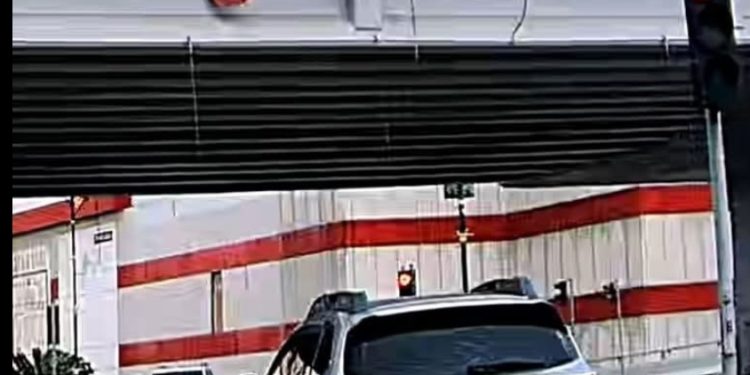 Warga JB ….Sila Viralkan Video Ni….
