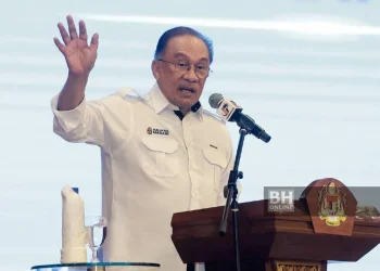 Kenaikan Gaji Penjawat Awam Bukan Kerana Desakan, Tiada Kenaikan Sejak 10 Tahun Lalu – PM