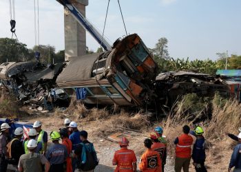 Kereta Api Thailand Dihempap Kren, Tiada Rakyat Malaysia Terbabit