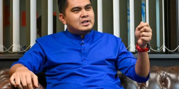 Rehatkan Sementara Ketua Pesuruhjaya SPRM Sehingga Siasatan Selesai – Akmal Saleh