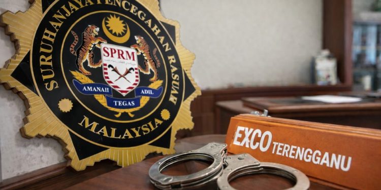 Exco Terengganu Ditahan SPRM, Arah GLC Ambil Dua Anak Bekerja