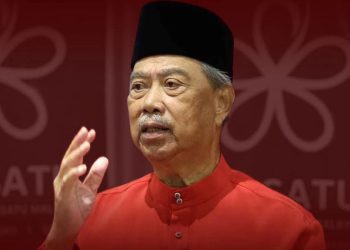 Muhyiddin Kini Turun Pangkat