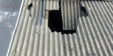 Pekerja Kontrak Jatuh Dari Atap Rumah Jiran, Anak 4 Tahun Nyaris Terkena Serpihan