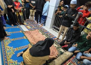 Pemergian Yang Dicemburui….