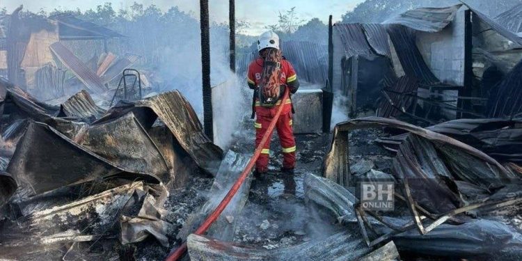 Bapa Nekad Redah Api Selamatkan Anak, Isteri, Cedera Melecur Pada Muka, Badan