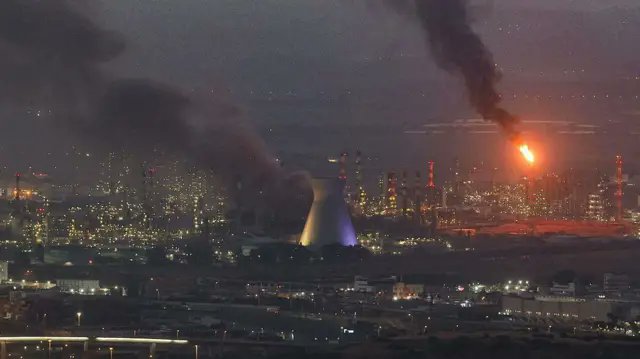 Iran Dakwa Serang Kilang Penapis Minyak Haifa, Ketegangan Perang Makin Memuncak