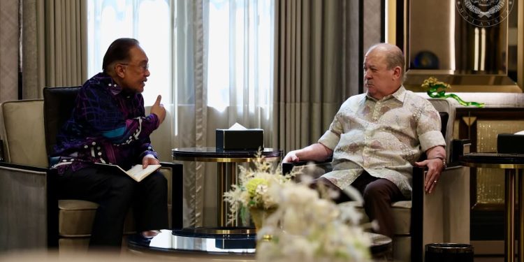 Agong Zahir Penghargaan Buat Pasukan Keselamatan Bertugas Semasa Aidilfitri