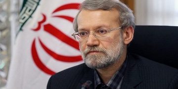 Iran Tegaskan Serangan Balas Sasar Pangkalan AS, Bukan Negara Arab