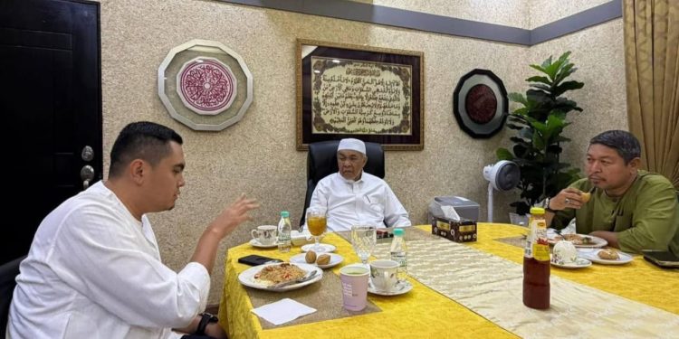 Akmal Anggap Zahid Seperti Bapa, Sangat Istimewa