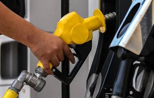 Harga RON95 Kekal, RON97 Naik RM4.55 Seliter, Diesel Naik RM4.72 Seliter