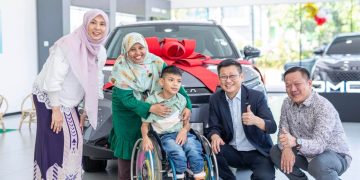 Ibu Tunggal Anak OKU Terima Chery Omoda 5 Bernilai RM110,000 – Nurul Izzah 