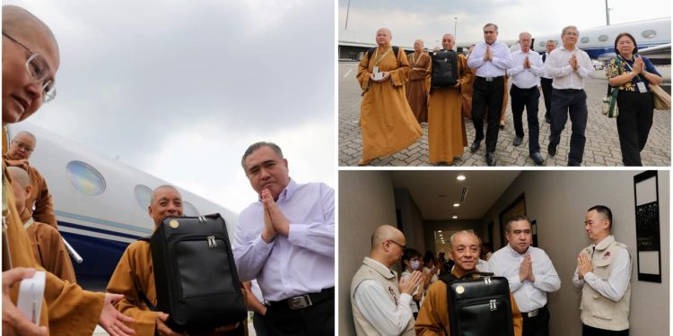 Relik Suci Master Hsing Yun Tiba Di Malaysia – Anthony Loke