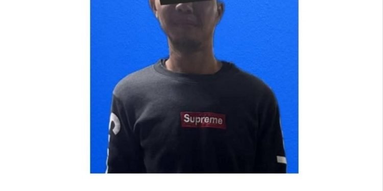 Aksi Bahaya Lawan Arus Tular, Polis Kluang Tahan Seorang Penunggang