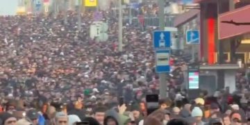 Ratusan Ribu Umat Islam Tunaikan Solat Aidilfitri Di Moscow, St Petersburg