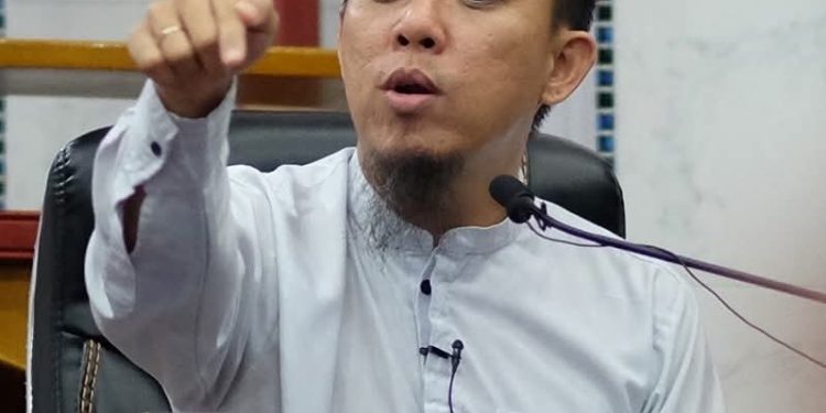 Mengapa Tidak Buat Kenyataan Siasat Laporan Kewangan Kuil Haram? – Firdaus Wong