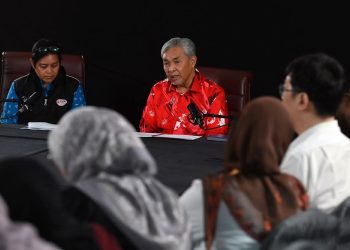 Ahmad Zahid Mahu Bincang Dengan PMX Kemelut Di Negeri Sembilan, ADUN UMNO Buat Keputusan Sendiri