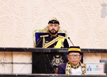 Tunku Mahkota Ismail Mahu Kerajaan Johor Sifarkan 6,500 Ketua Isi Rumah Miskin, Percepatkan Projek Sistem Transit Rel