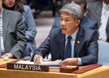 DAPSY Hilang Akal Desak Pecat Menteri Luar, Jadikan Mohamad Hasan ‘Kambing Hitam’?