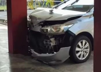 Guru Cedera, Kereta Mengundur Sendiri Rempuh Kantin Sekolah