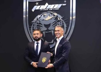 Luis Garcia Dedah Pertemuan Pertama Dengan Tunku Mahkota Ismail, Tertarik Dengan Visi Bola Sepak Yang Luar Biasa