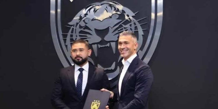 Luis Garcia Dedah Pertemuan Pertama Dengan Tunku Mahkota Ismail, Tertarik Dengan Visi Bola Sepak Yang Luar Biasa