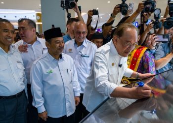 Australia Minta Bantuan Minyak, ‘Kita Jawab Insya-Allah Kalau Ada Lebihan Kita Bagi’ – PM Anwar