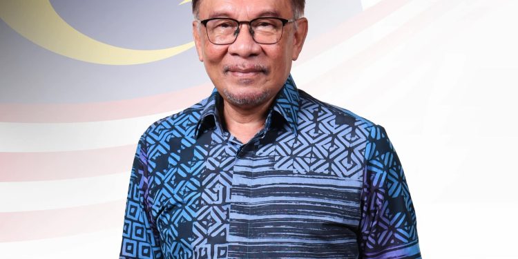 Turunkan Minyak Sekarang Ini Tak Mampu Kita, Tapi Cukai Jalan Itu Boleh – PM Anwar