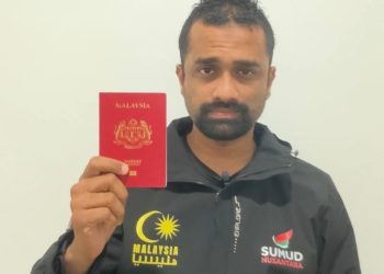 Pempengaruh Ahmad Faezal Dikritik Netizen Selepas Tarik Diri Sertai Flotila