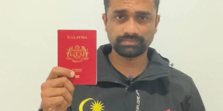 Pempengaruh Ahmad Faezal Dikritik Netizen Selepas Tarik Diri Sertai Flotila