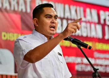 Akmal Saleh Tolak Kerajaan ‘Tebuk Atap’, Saran Jadi Pembangkang Atau Bubar DUN