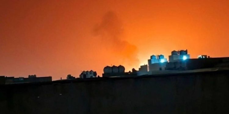 Kilang Petrokimia Gergasi Arab Saudi Terbakar