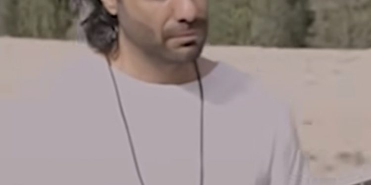 Pemuzik Iran Buat Persembahan Depan Loji Elektrik