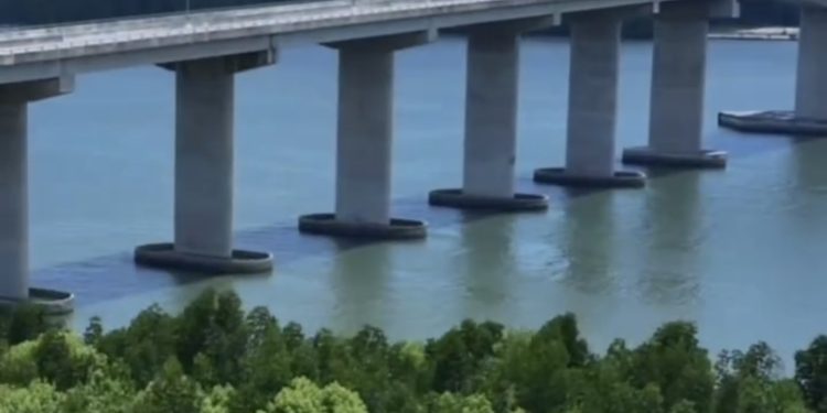 Jambatan Sungai Pulai Mendap Lebih 300mm Dalam 6 Bulan