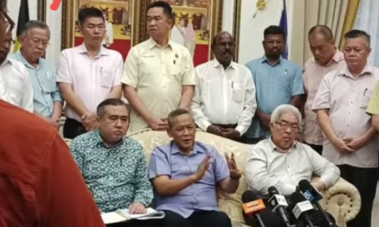 Aminuddin Tegaskan Masih Menteri Besar Negeri Sembilan, Tiada Keperluan Bubar DUN