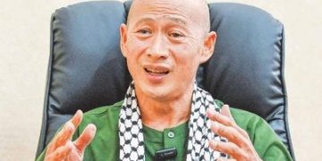 Individu Dapat Gelaran Tun, Tan Sri, Datuk Seri, Datuk Patut Pertahankan Institusi Raja