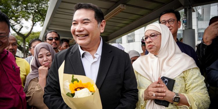 Rafizi Disoal Siasat Hampir 9 Jam, Sempat Ingatkan Pegawai SPRM Tanggungjawab Muslim