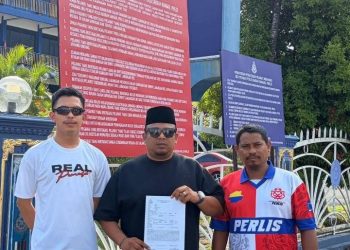 Kalimah ALLAH Dipamer Dalam Tokong, Pemuda UMNO Kangar Buat Laporan Polis
