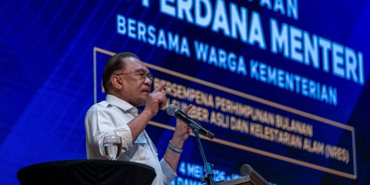 “KSP, KSU Kata Tak Mampu Dana Yang Ada Ini Menampung” – PM Anwar