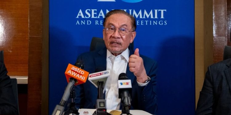 Penternakan Babi Perlu Kawalan Ketat, Teknologi Moden, Jauh Daripada Penduduk – PMX Anwar