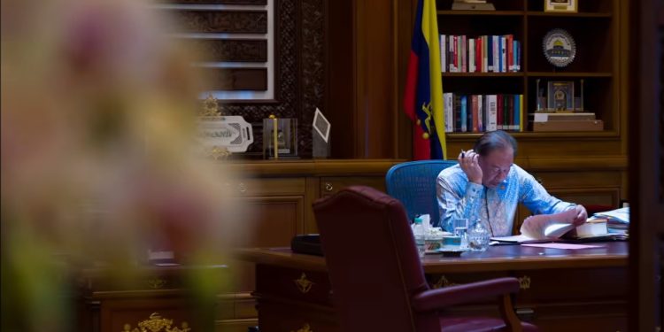 ‘Saya Sedar Tiada Manusia Yang Sempurna’ – PMX Anwar Luah Isi Hati