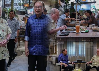 Yang di-Pertuan Agong, PM Anwar Sarapan Pagi Di Ibu Negara Sebelum Pertemuan Di Istana