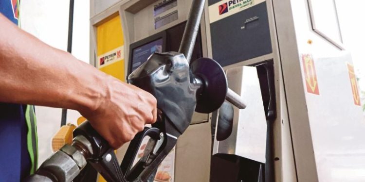 Kuota Subsidi Diesel Lori Didakwa Dipotong, Harga Barangan Dijangka Meningkat Lebih Tinggi Andai Benar
