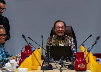 PM Kritik Pemasyhuran Di Hotel, Kerajaan Madani Iktiraf Tuanku Muhriz