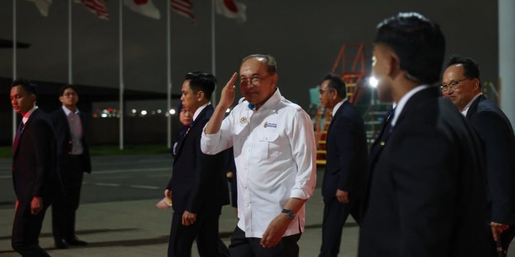 Anwar Ke Jepun Mahu Tarik Pelaburan Berkualiti Ke Malaysia