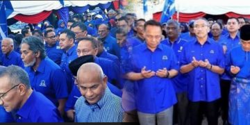 PRN Johor: Bekas MB Hasni Iringi Onn Hafiz Ke Pusat Penamaan Calon
