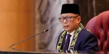 Puad Zarkashi Umum Keluar UMNO Serta-merta